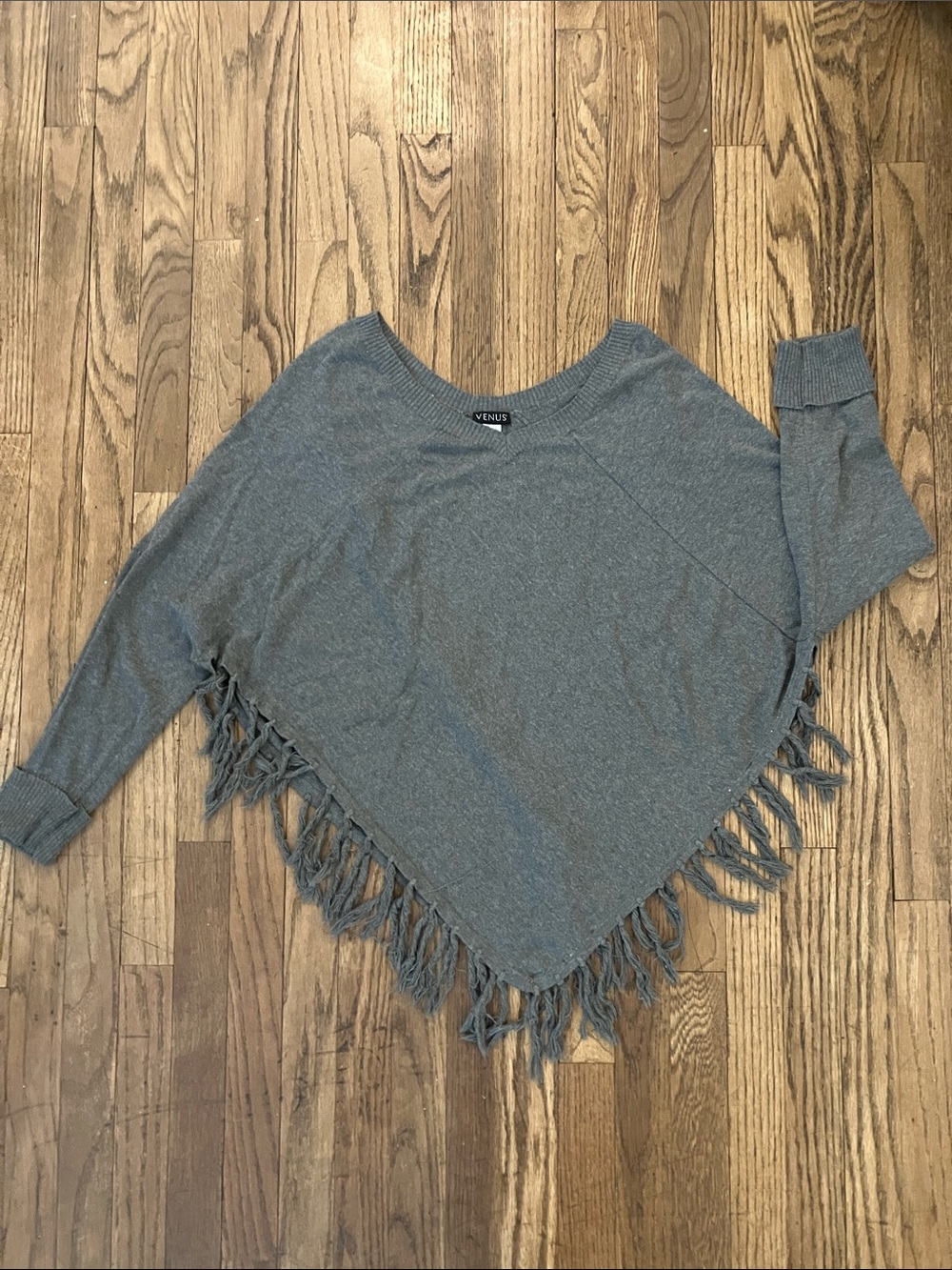 VENUS Gray Fringe-Trim Poncho Sweater